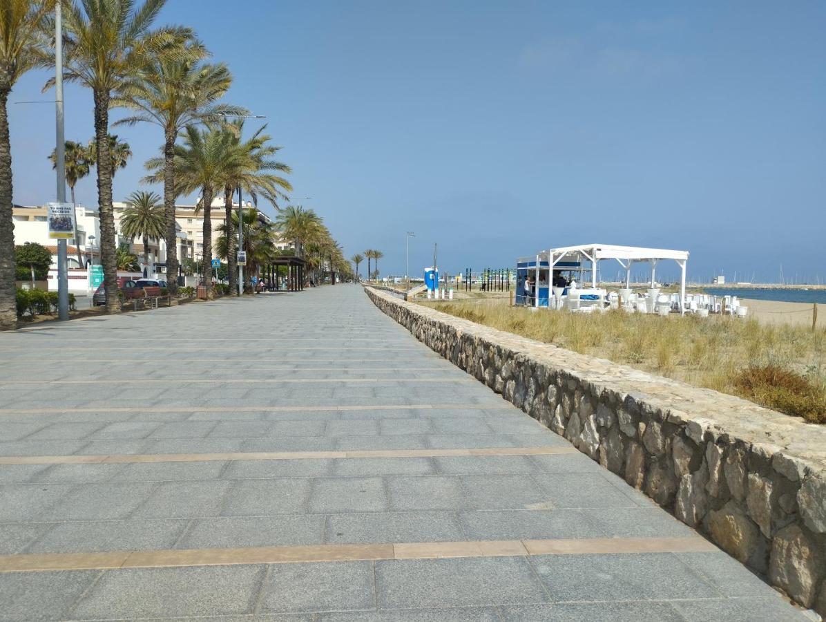 Appartamento Atico Frente Al Mar Con Parking Para 5 Personas Calafell Esterno foto